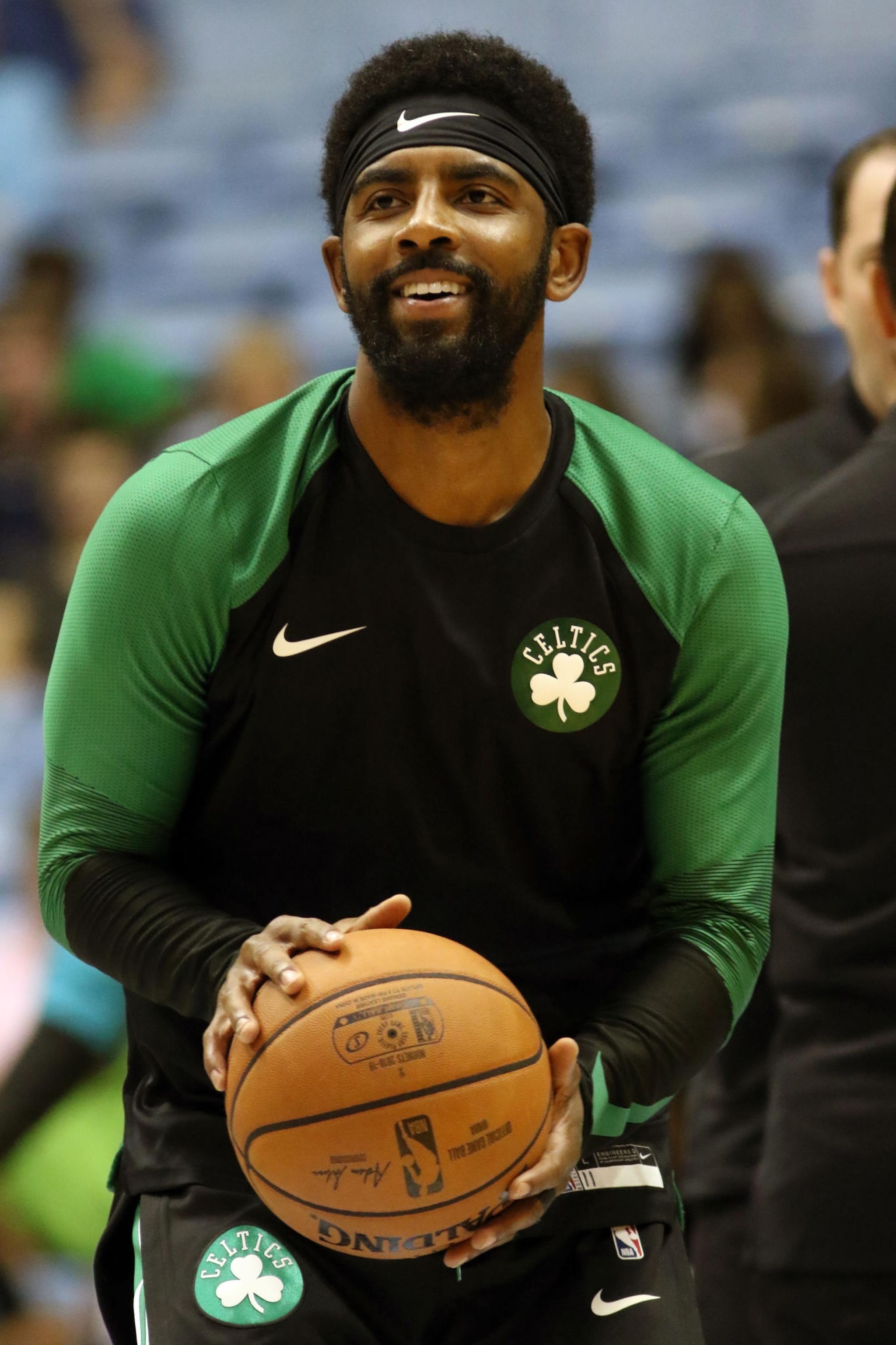 在引进明星 在引进明星